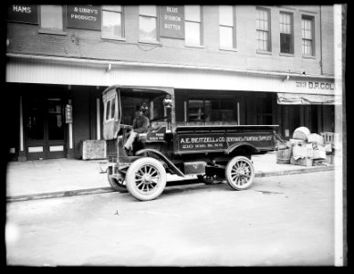 A.E. Beitzell & Co. autocar truck LCCN2016851724