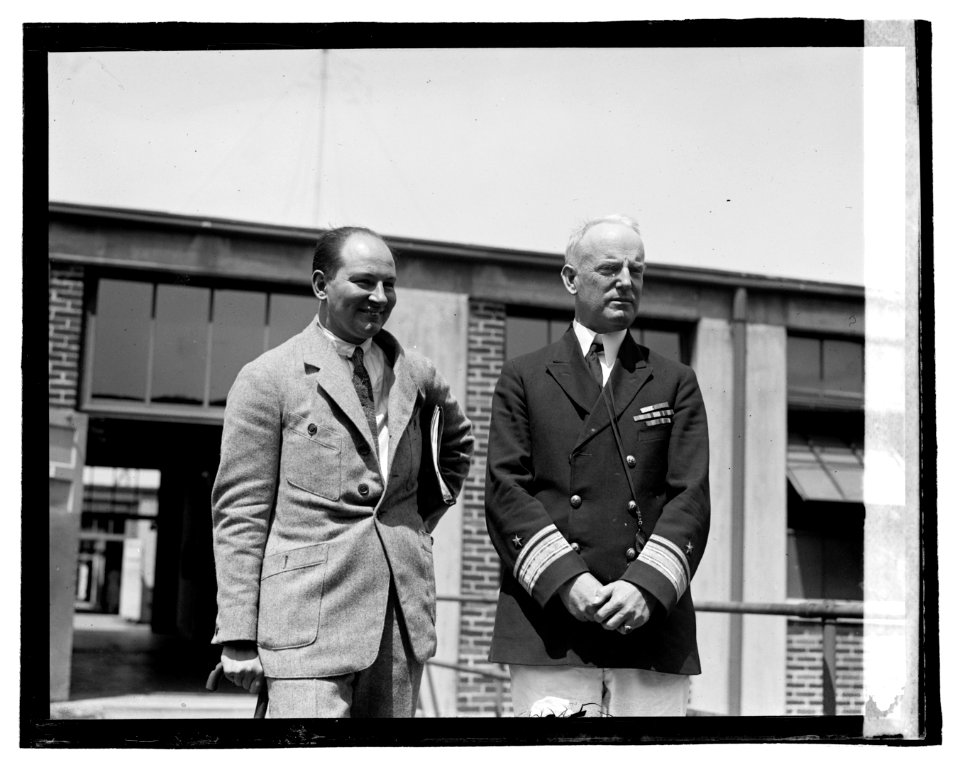 A.H.S. Fokker & Commander Moffitt, (7-8-22) LOC npcc.06635