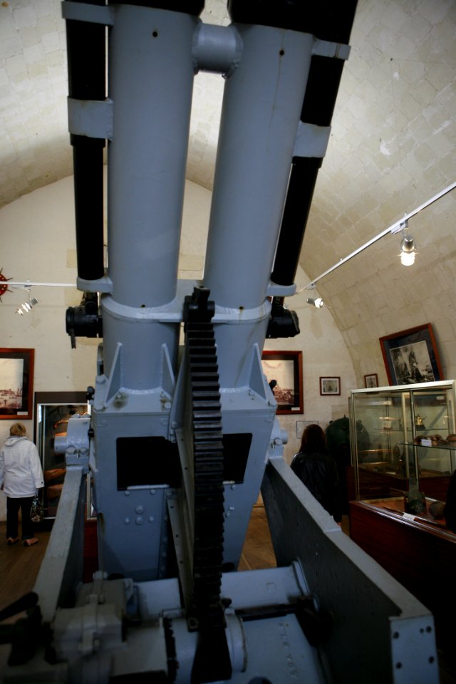 AA 57mm gun mg 8425