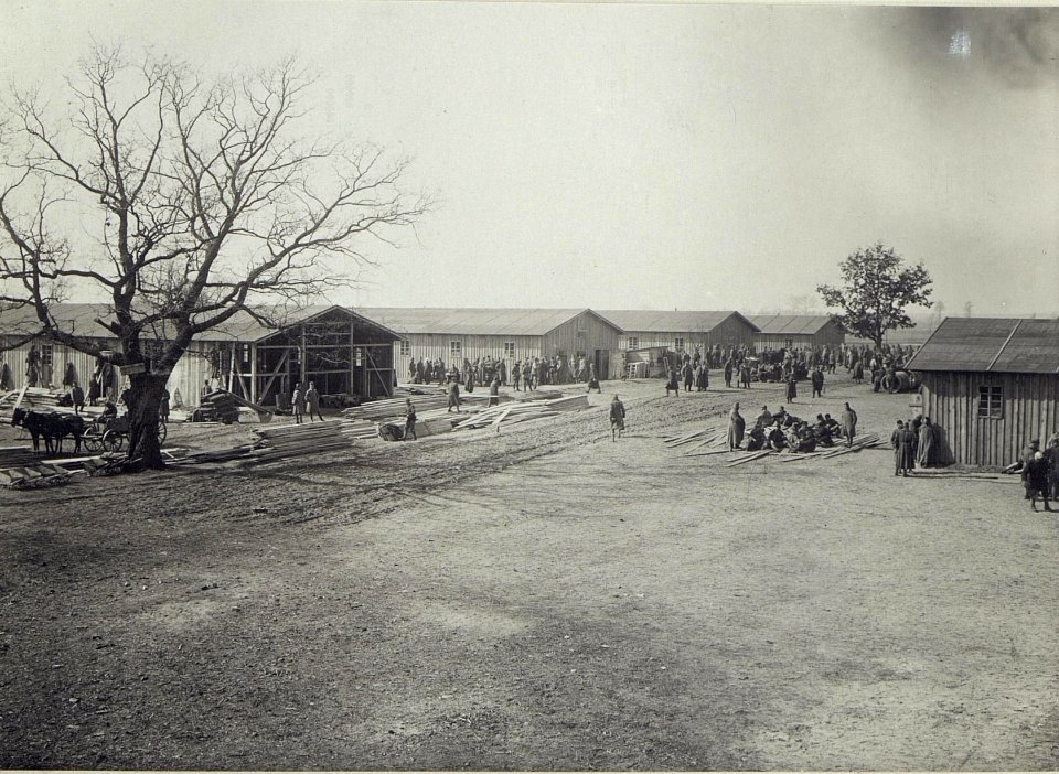 Abbildung von Leben im Feld und Unterkünften am russischen Kriegsschauplatz (BildID 15690236)