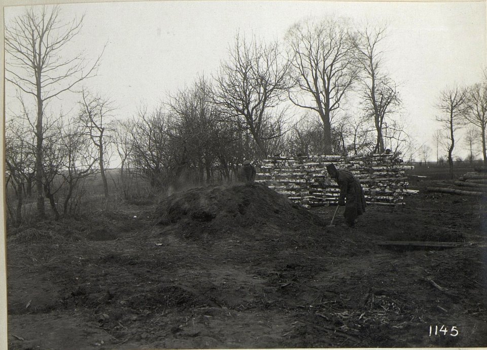 Abbildungen vom Leben an der Front bzw. im Hinterland, russischer Kriegsschauplatz (BildID 15684934)