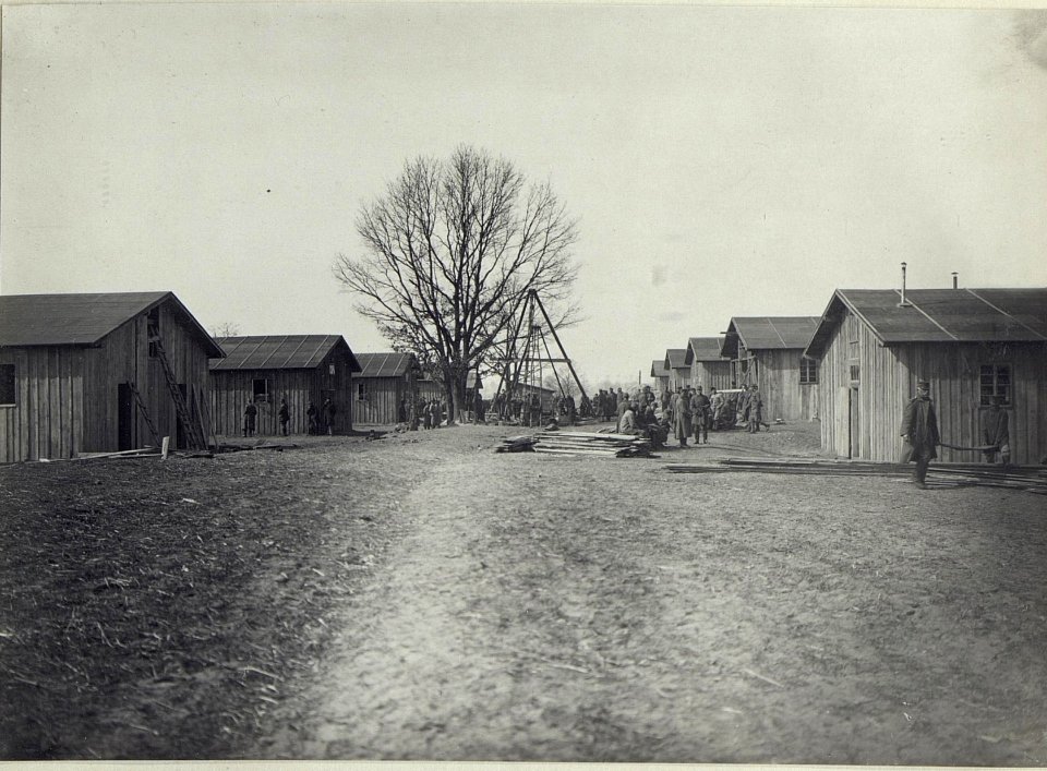 Abbildung von Leben im Feld und Unterkünften am russischen Kriegsschauplatz (BildID 15690229)