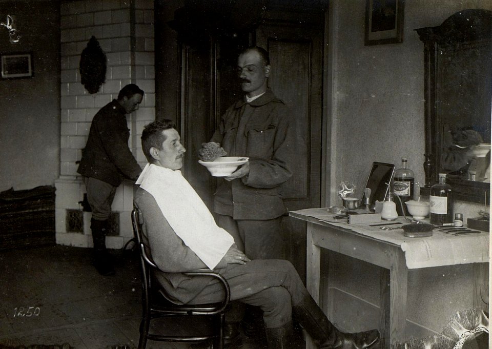 Abbildungen vom Leben an der Front bzw. im Hinterland, russischer Kriegsschauplatz (BildID 15685648)