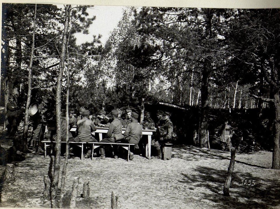 Abbildungen vom Leben an der Front bzw. im Hinterland, russischer Kriegsschauplatz (BildID 15685557)