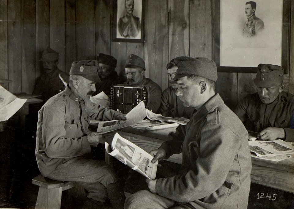 Abbildungen vom Leben an der Front bzw. im Hinterland, russischer Kriegsschauplatz (BildID 15685613)