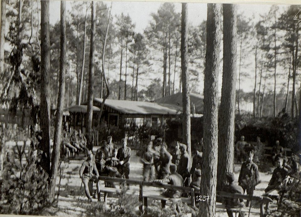 Abbildungen vom Leben an der Front bzw. im Hinterland, russischer Kriegsschauplatz (BildID 15685571)