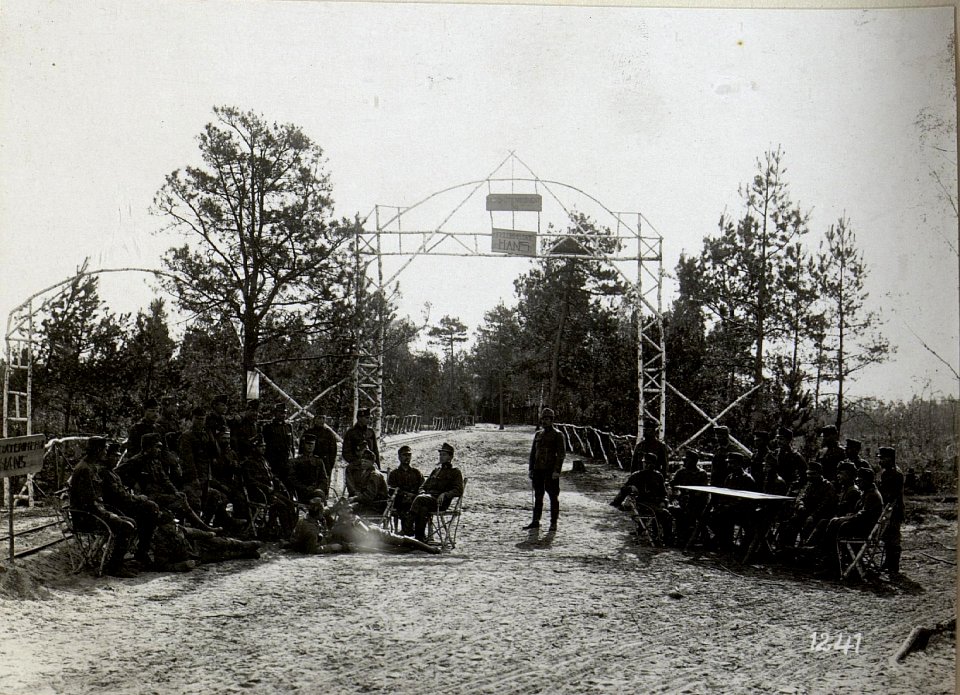 Abbildungen vom Leben an der Front bzw. im Hinterland, russischer Kriegsschauplatz (BildID 15685599)