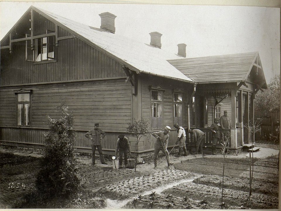 Abbildungen vom Leben an der Front bzw. im Hinterland, russischer Kriegsschauplatz (BildID 15685676)