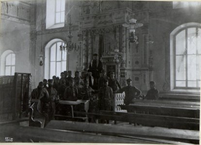 Abbildungen von Unterkünften, Feldgottesdiensten und Freizeiteinrichtungen am russischen Kriegsschauplatz (BildID 15687876)