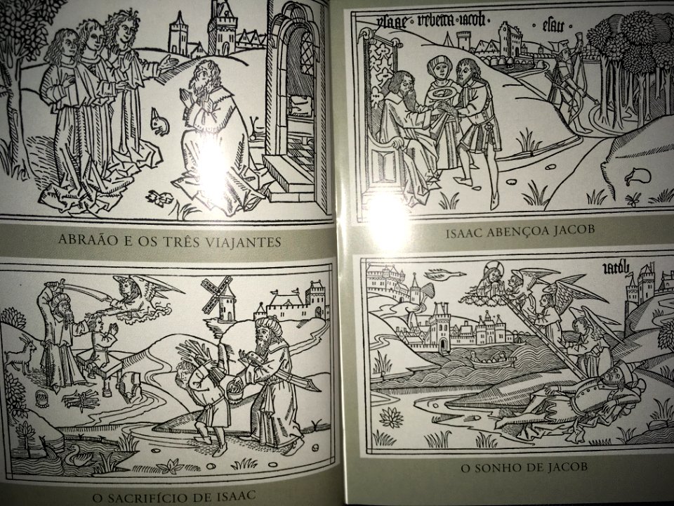 Abertura do livro A Bíblia, pp. 4–5
