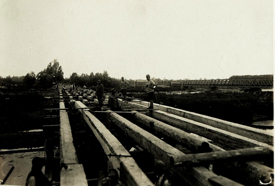 Abgebrannte Brücke bei Stryj. (Neubau III.) (BildID 15430512)