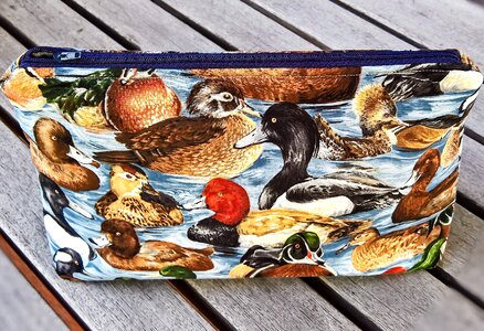 Hand labor ducks design colorful