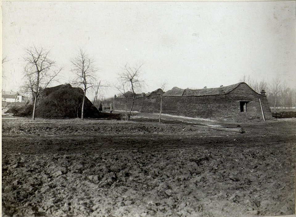Abildung von Infrastruktureinrichtungen, Betrieben und Fabriken am russischen Kriegsschauplatz (BildID 15688905)