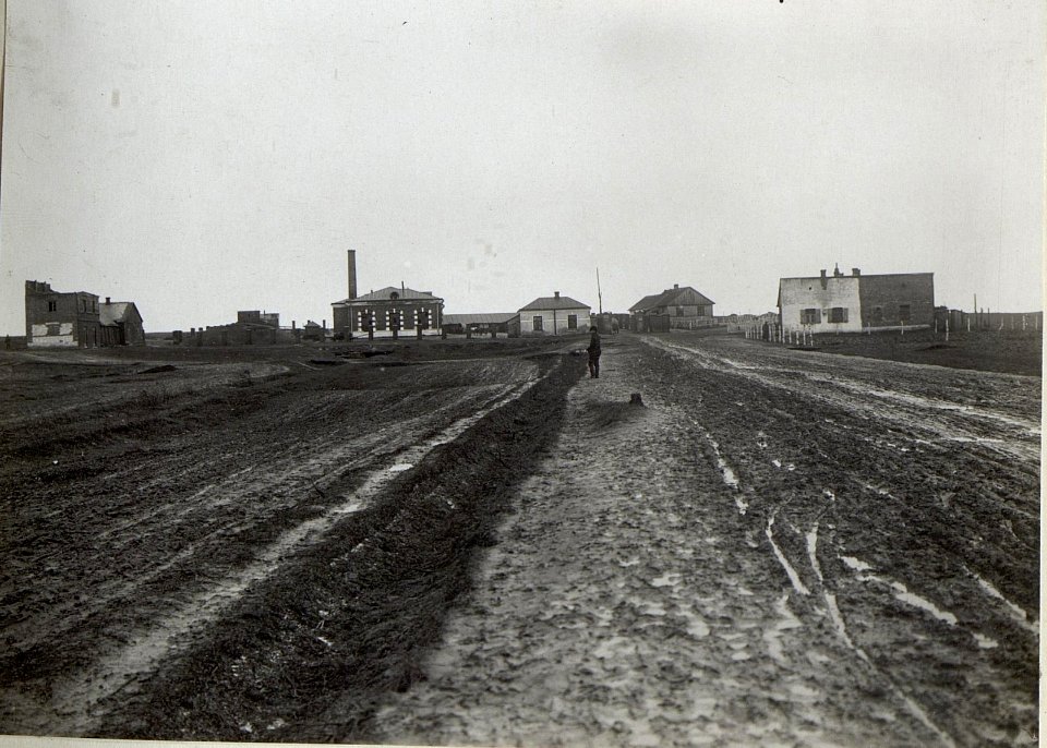 Abildung von Infrastruktureinrichtungen, Betrieben und Fabriken am russischen Kriegsschauplatz (BildID 15689297)