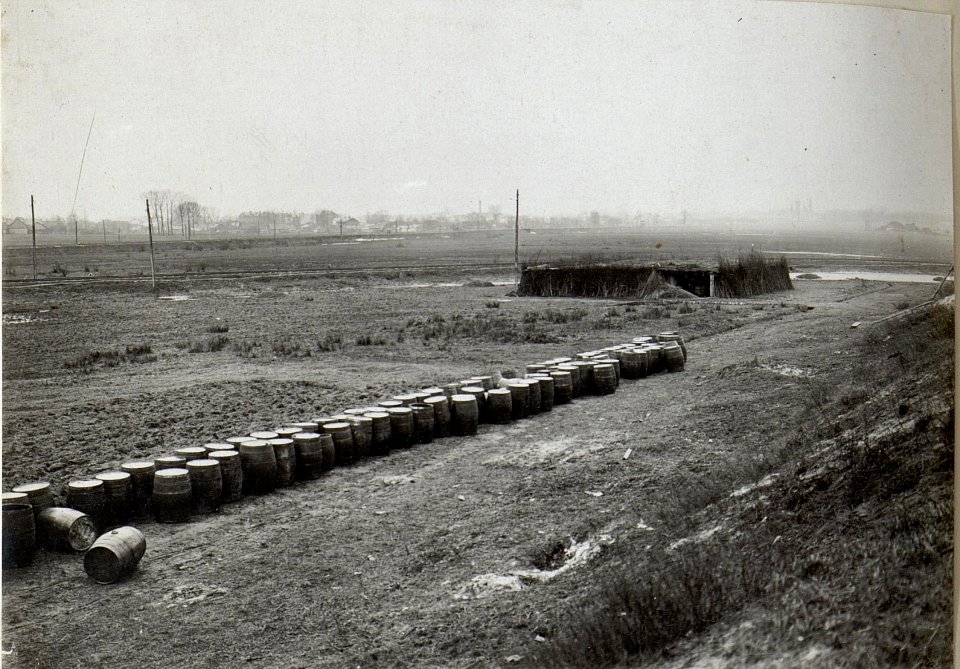 Abildung von Infrastruktureinrichtungen, Betrieben und Fabriken am russischen Kriegsschauplatz (BildID 15689227)