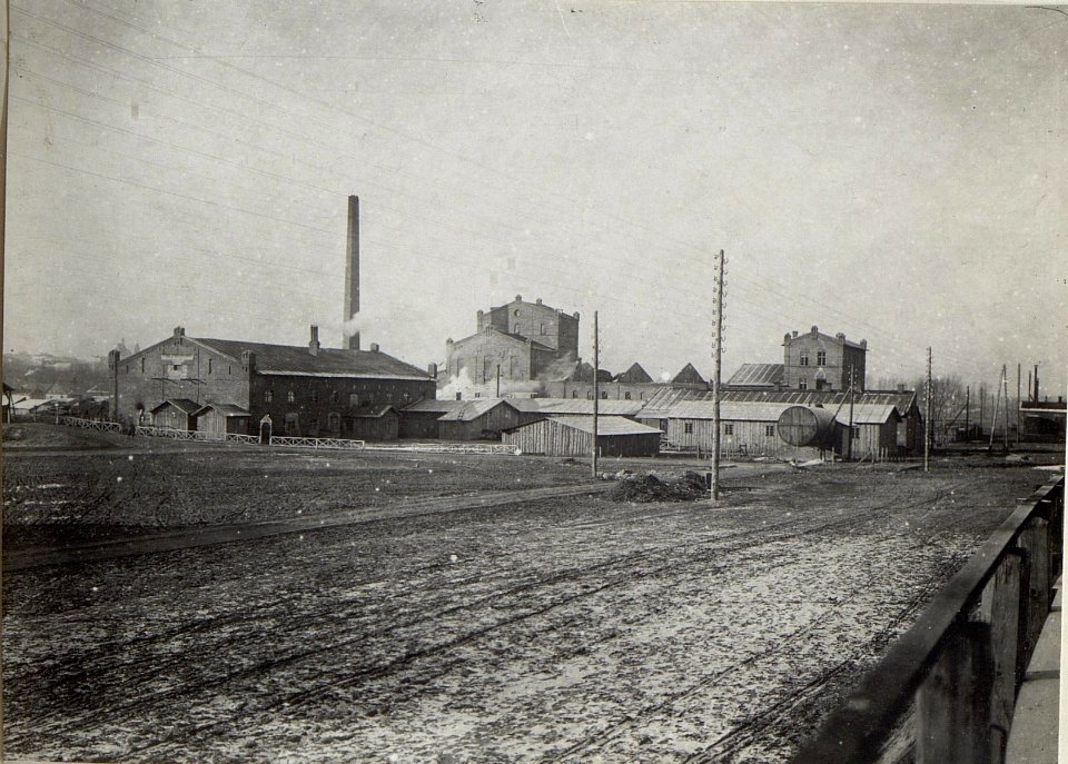 Abildung von Infrastruktureinrichtungen, Betrieben und Fabriken am russischen Kriegsschauplatz (BildID 15689339)