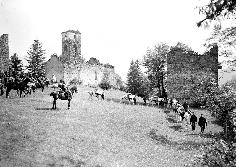 Abmarsch der Munitionssaumkolonne - CH-BAR - 3238799