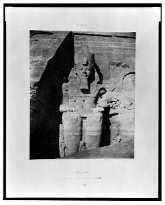 Abou-Sembil - grand spéos - statues colossales vues de face - FT (monogram) Félix Teynard. LCCN94507552