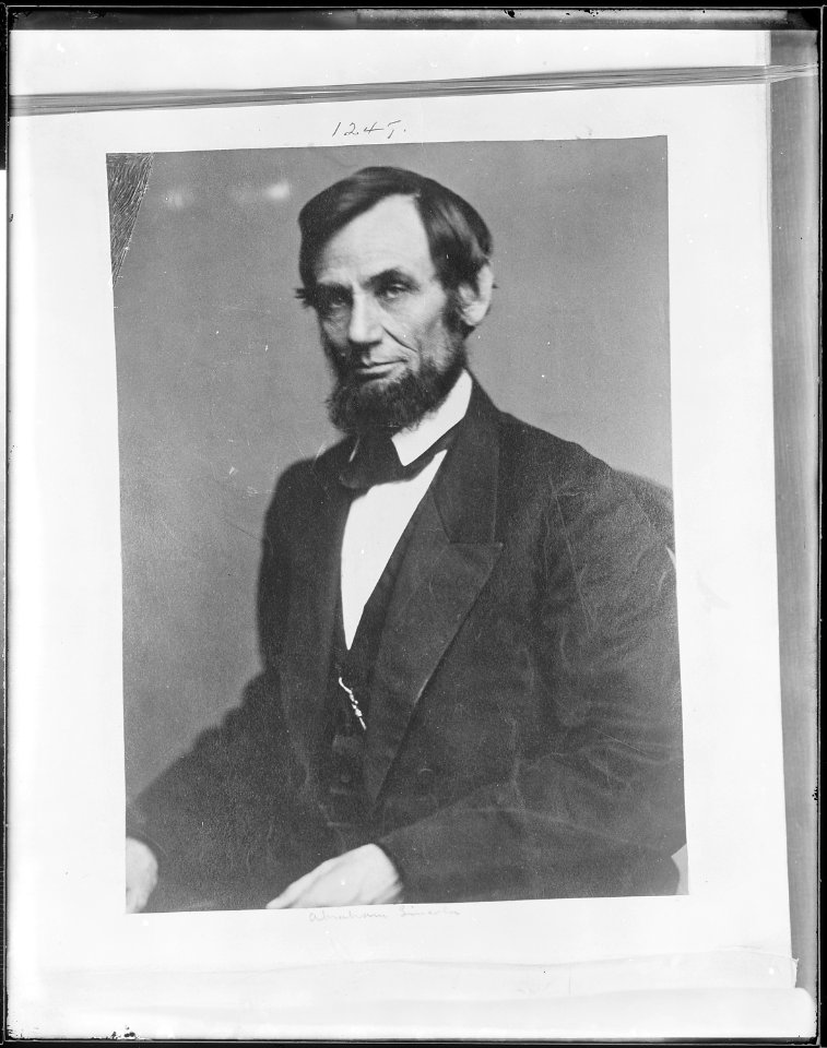 Abraham Lincoln - NARA - 528325