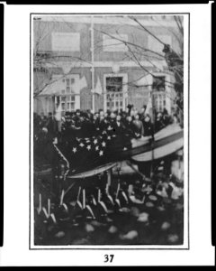 Abraham Lincoln raising a flag at Independence Hall, Philadelphia, in honor of the admission of Kansas to the Union on Washington's Birthday, February 22, 1861 LCCN2006683455
