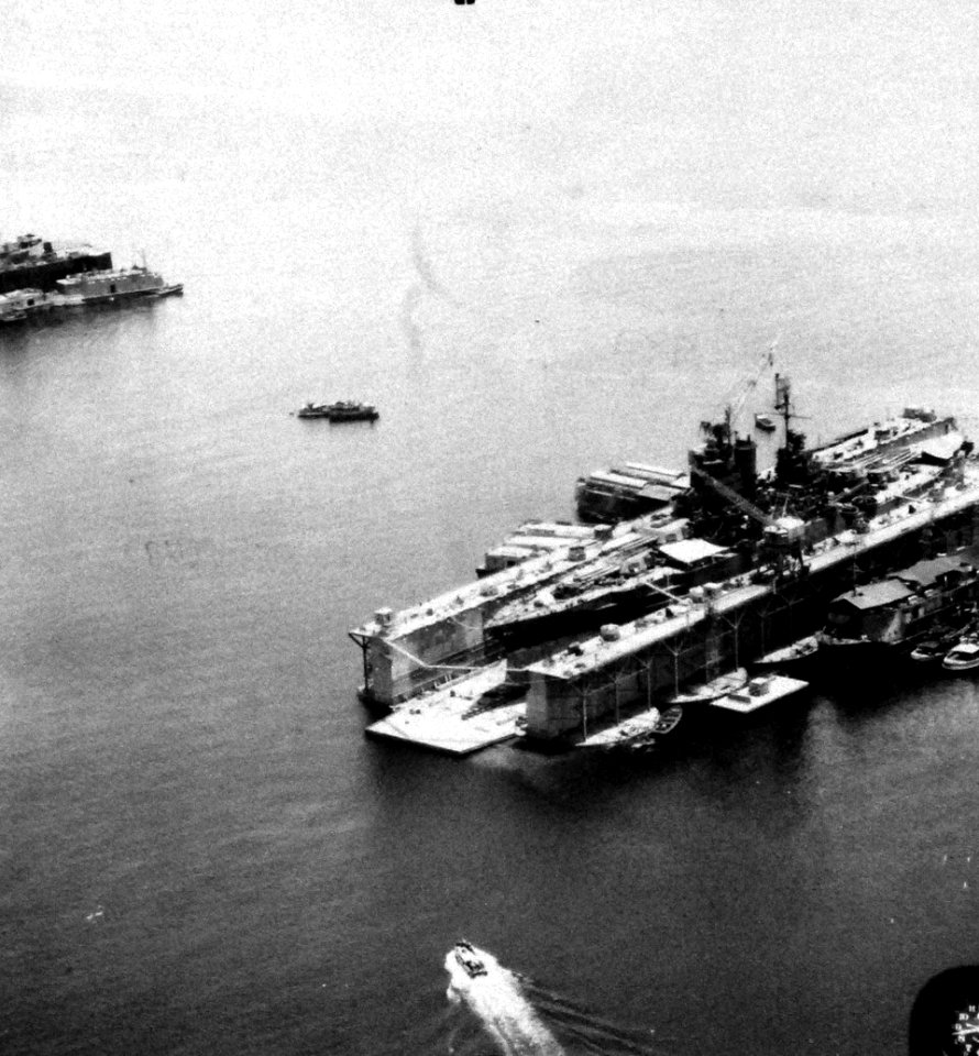 ABSD5repairingUSSMississippiBB41