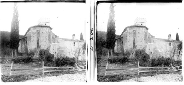 Absis d'una església de Vallvidrera