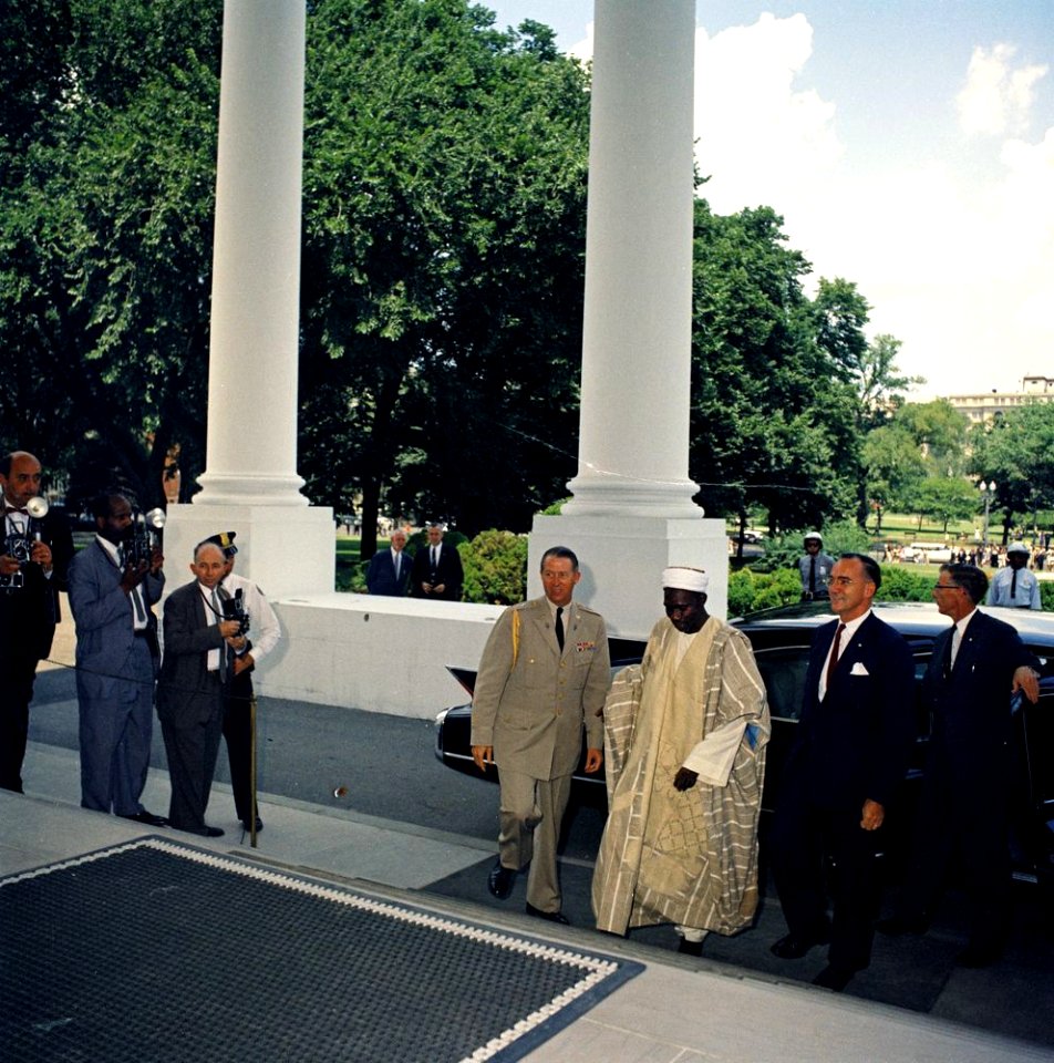 Abubakar Tafawa Balewa, Prime Minister of Nigeria, Arrives at White House
