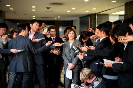 Acting Deputy USTR Cutler Addresses Media in Tokyo - Flickr - East Asia and Pacific Media Hub (3)