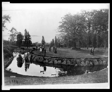 Actors rehearsing at the Rosemary Open-Air Theatre, Huntington, Long Island, site of the National Red Cross Pageant, Oct. 5, 1917 LCCN2005695724