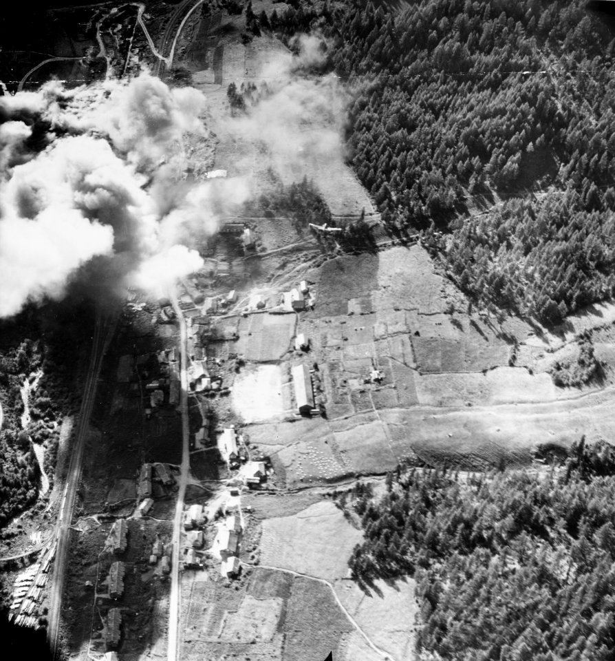 AD-4 Skyraiders of VA-195 attack lumber mill in Korea on 28 August 1952