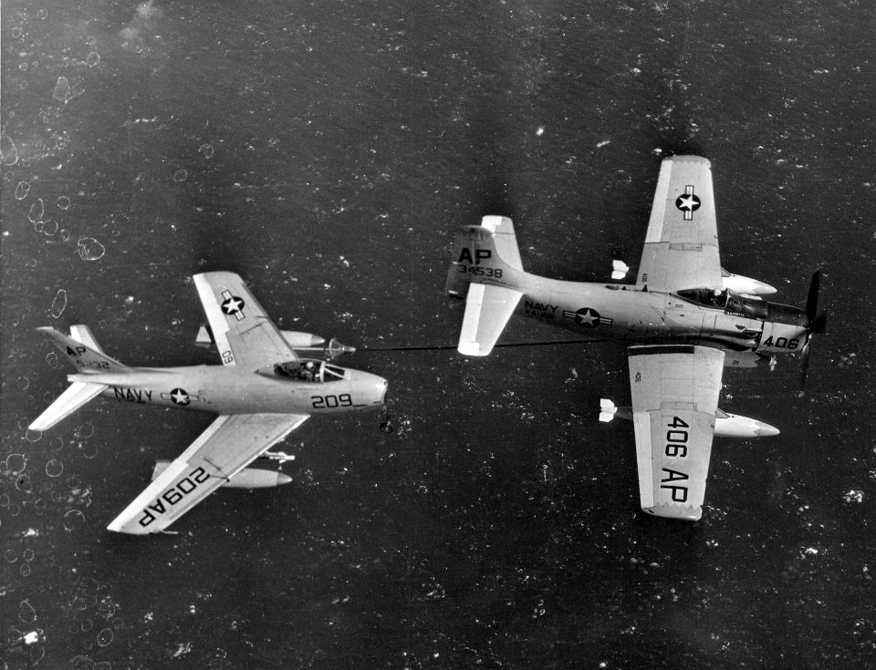 AD-6 Skyraider VA-105 refueling VF-62 FJ-3 Fury 1958
