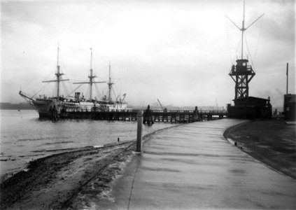 Adalbertbrücke mit Signalstation (Kiel 70.475)