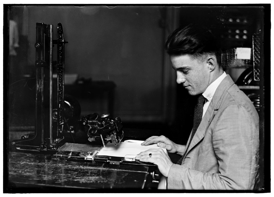 ADDRESSING MACHINE AT TREASURY DEPARTMENT LCCN2016869461