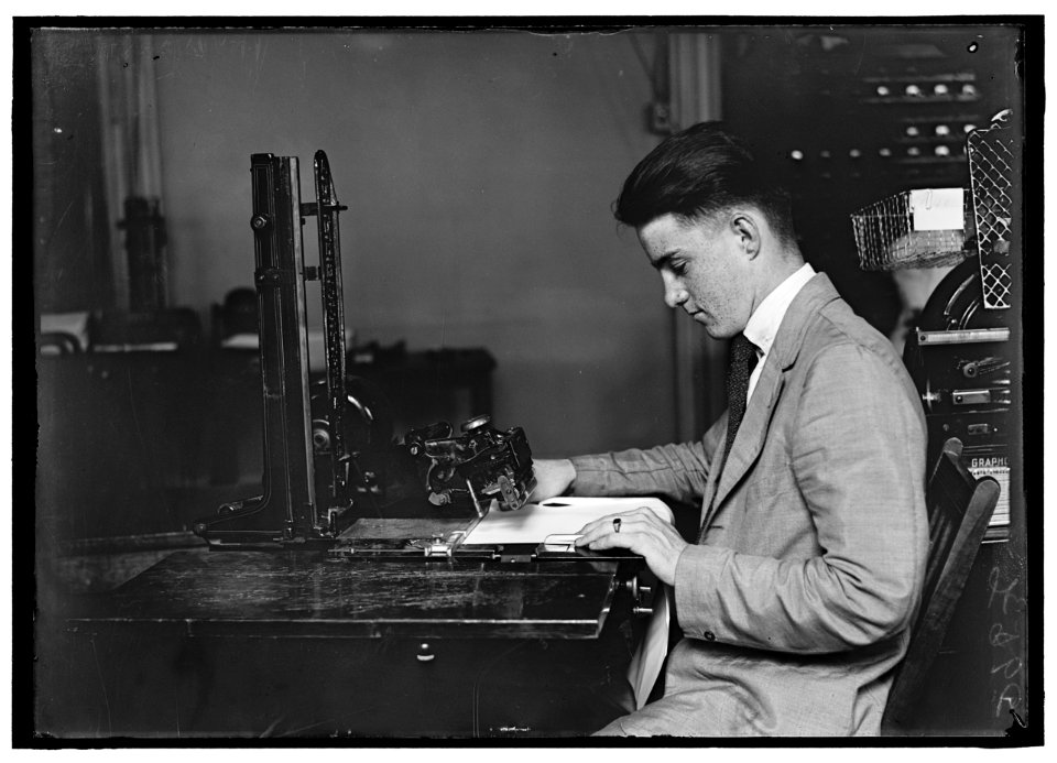 ADDRESSING MACHINE AT TREASURY DEPARTMENT LCCN2016869462