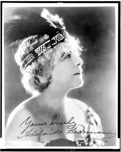 Adelaide Herrmann, head-and-shoulders portrait, facing right LCCN94500214