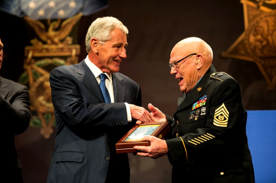Adkins Medal of Honor 140916-N-AF077-170