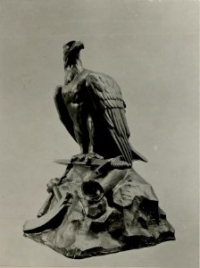 Adler am Obelisk des Heldenfriedhofes Kolomea. (BildID 15715680)