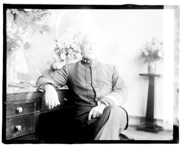 Adm(iral William Shepherd) Benson photographed on the (...) of his retirement from active (...) LCCN2016819644