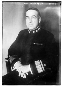 Adm. Ralph Earle LCCN2014708602