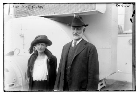 Adm. Sims & wife LCCN2014712770