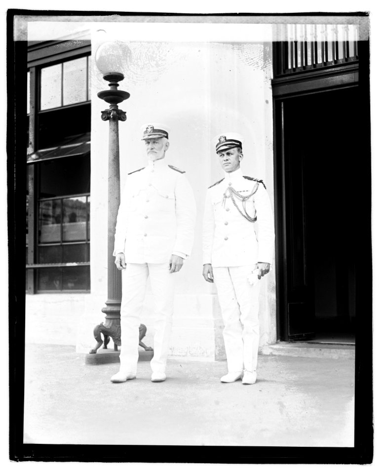 Admil. Sims & aide LOC npcc.04455