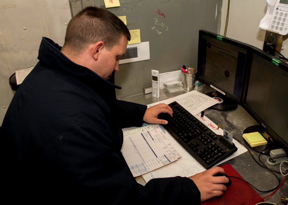 Administrative Paperwork 170103-N-NB544-012