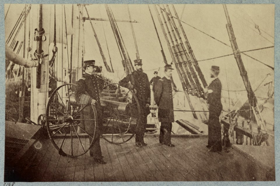 Admiral Farragut and Captain Drayton on deck of U.S. frigate Hartford LCCN2013646181