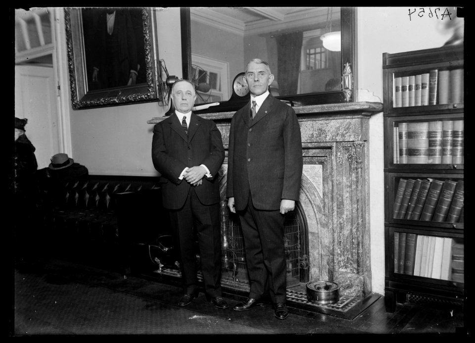 Admiral N.E. Reynolds (left) and Adm. F.C. Billard (right) LCCN2016887056
