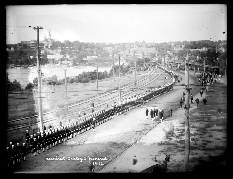 Admiral Schley's funeral, 1912 LCCN2016852607