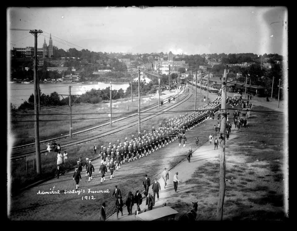Admiral Schley's funeral, 1912 LCCN2016852610