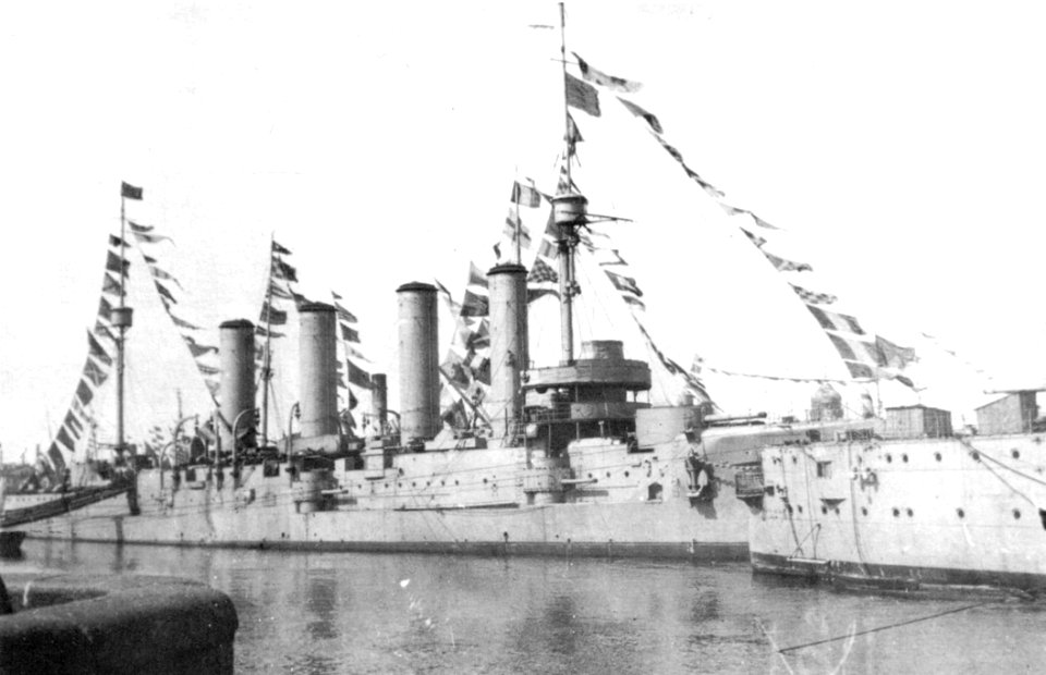 AdmiralMakarov1918Neva