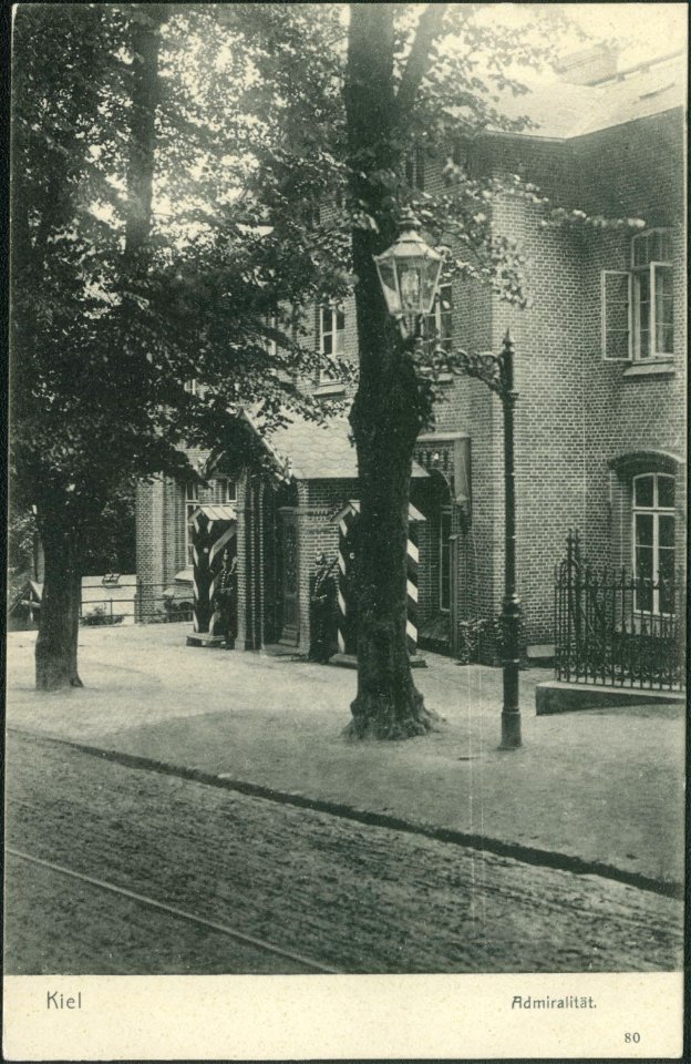 Admiralitätsgebäude im Düsternbrooker Weg 22 (Kiel 27.821)