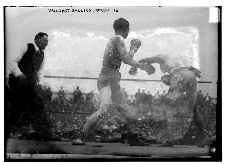 Adolph) Wolgast falling, 16th round LCCN2014690993