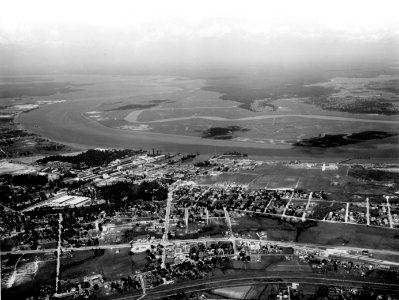 Aerial photo of the US Charleston Naval Shiyard in 1941